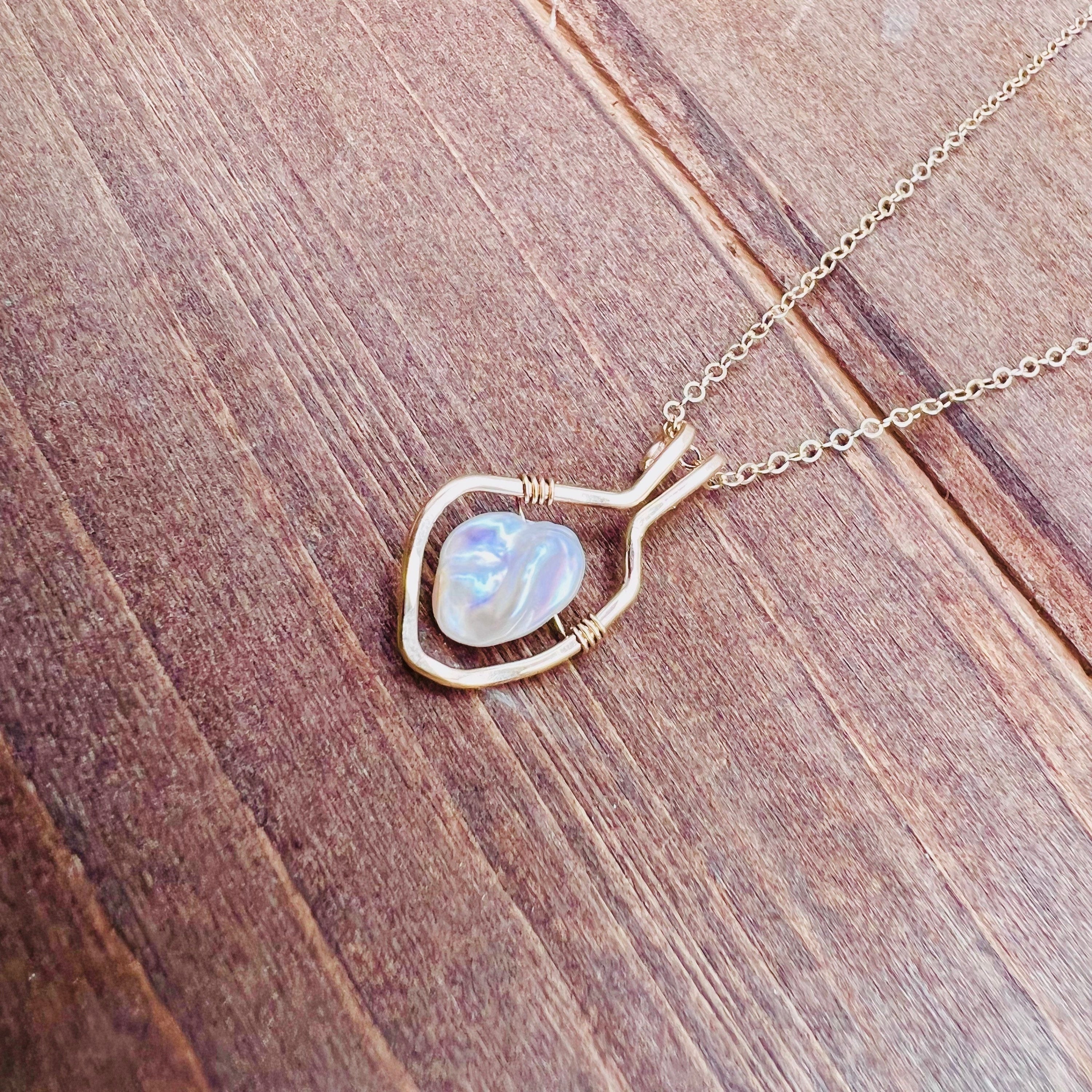 Keshi Pearl Necklace Framed Floating Pearl Necklace