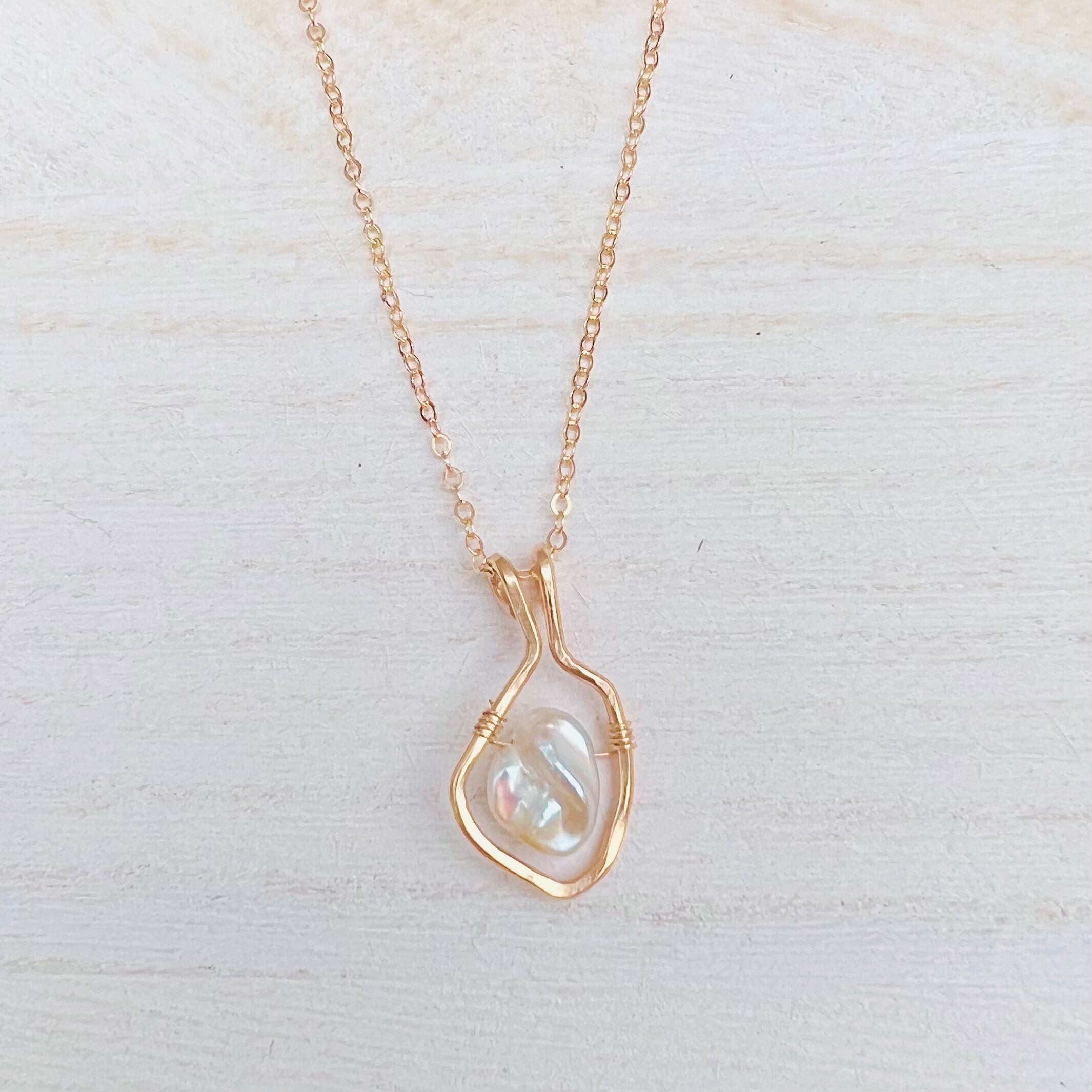 Keshi Pearl Necklace Framed Floating Pearl Necklace