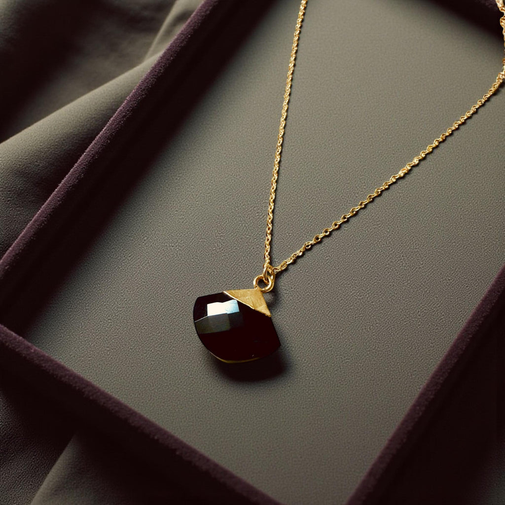 Black Onyx Fan Necklace